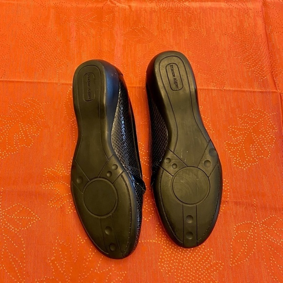 Etienne Aigner Faux Snakeskin Emry Loafers 6.5 - Picture 12 of 13